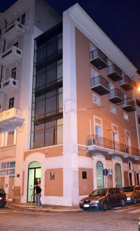 Central Hotel Bari Exterior photo